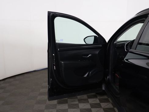 Used 2022 Hyundai Tucson SEL FWD image 17