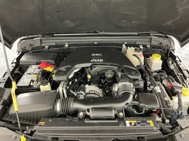 Used 2021 Jeep Gladiator Sport AWD/4WD image 32
