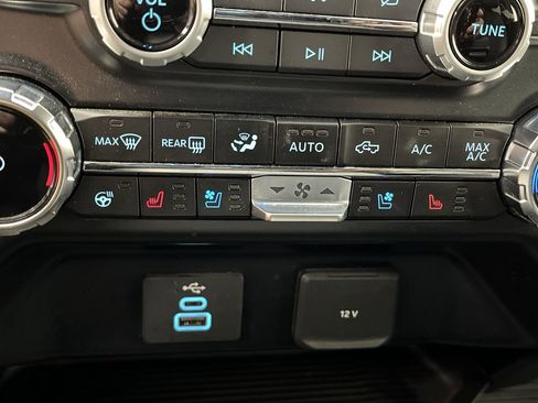 Used 2023 Ford F350 Lariat w/ Snow Plow/Camper Package AWD/4WD image 23