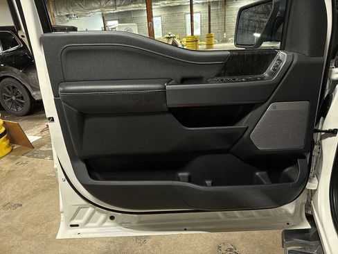 Used 2021 Ford F150 Lariat image 30