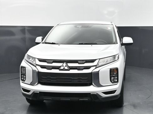 Used 2022 Mitsubishi Outlander Sport ES AWD/4WD image 8