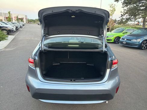 Used 2021 Toyota Corolla LE w/ LE Premium Package FWD image 17