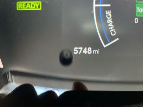 Used 2025 Toyota Camry SE FWD image 24