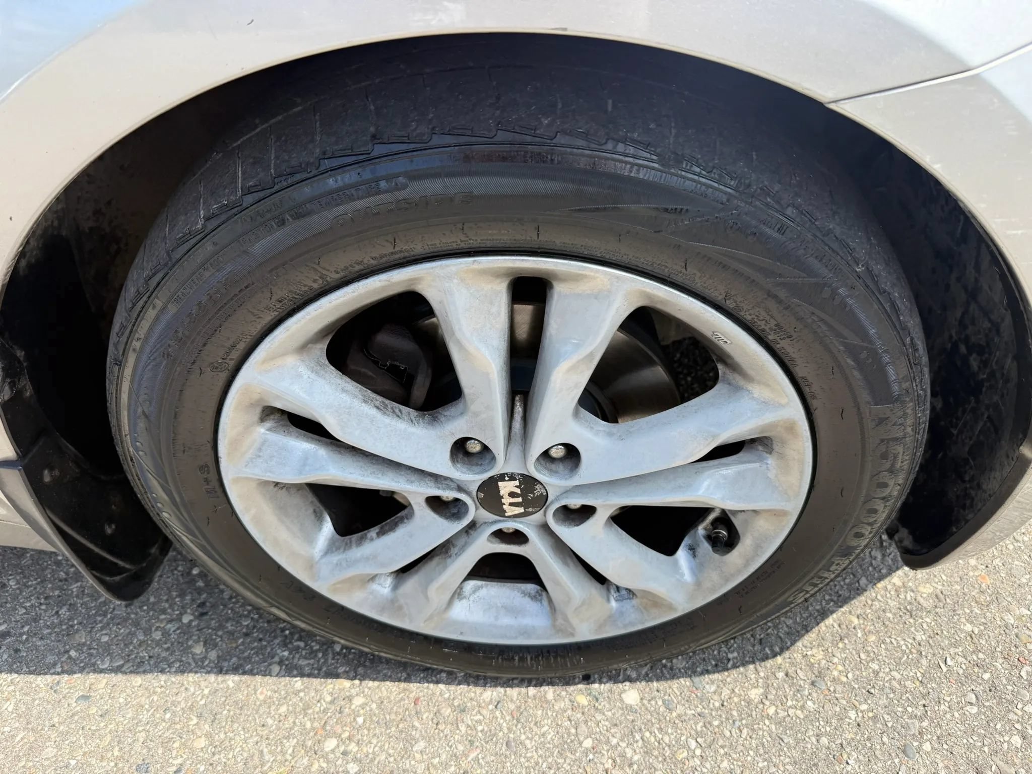 Used 2011 Kia Optima EX FWD image 12