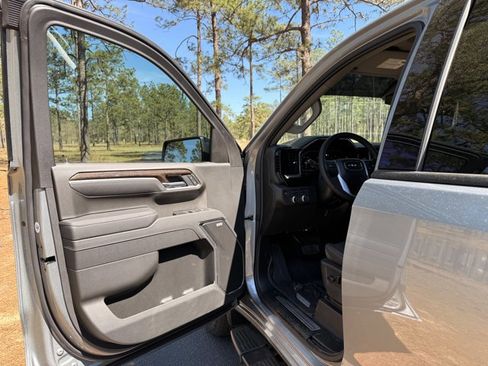 New 2026 GMC Sierra 1500 Elevation w/ Elevation Premium Package AWD/4WD image 12