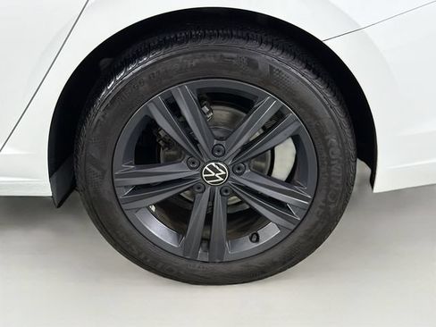Used 2024 Volkswagen Jetta SE FWD image 29