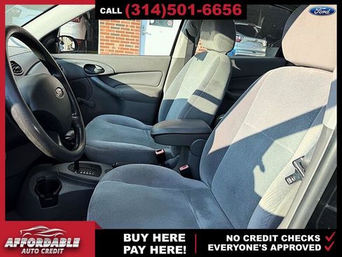 Used 2002 Ford Focus LX FWD image 10