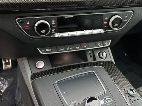 Used 2020 Audi SQ5 Prestige w/ Prestige Package image 31