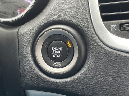 Used 2020 Dodge Durango SXT w/ 3rd Row Seating Group image 25