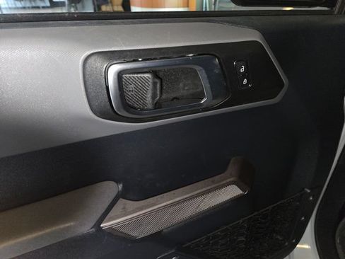 Used 2023 Ford Bronco Black Diamond w/ Sasquatch Package AWD/4WD image 13