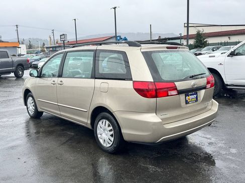 Used 2005 Toyota Sienna CE FWD image 5