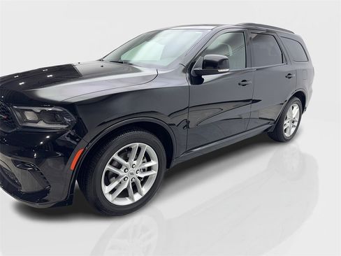 Used 2024 Dodge Durango GT image 11