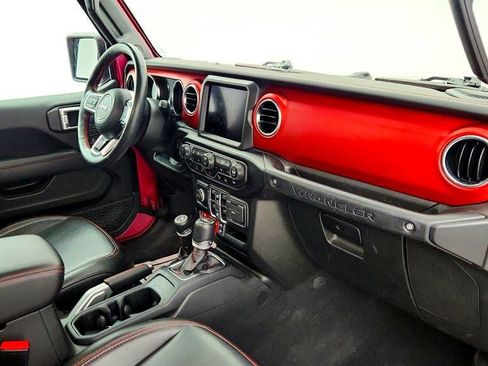 Used 2022 Jeep Wrangler Unlimited Rubicon w/ LED Lighting Group AWD/4WD image 26