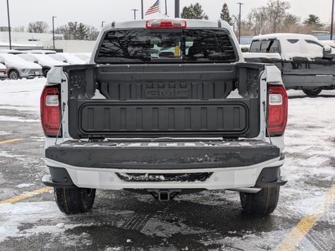 New 2026 GMC Canyon Elevation w/ Convenience Package image 36