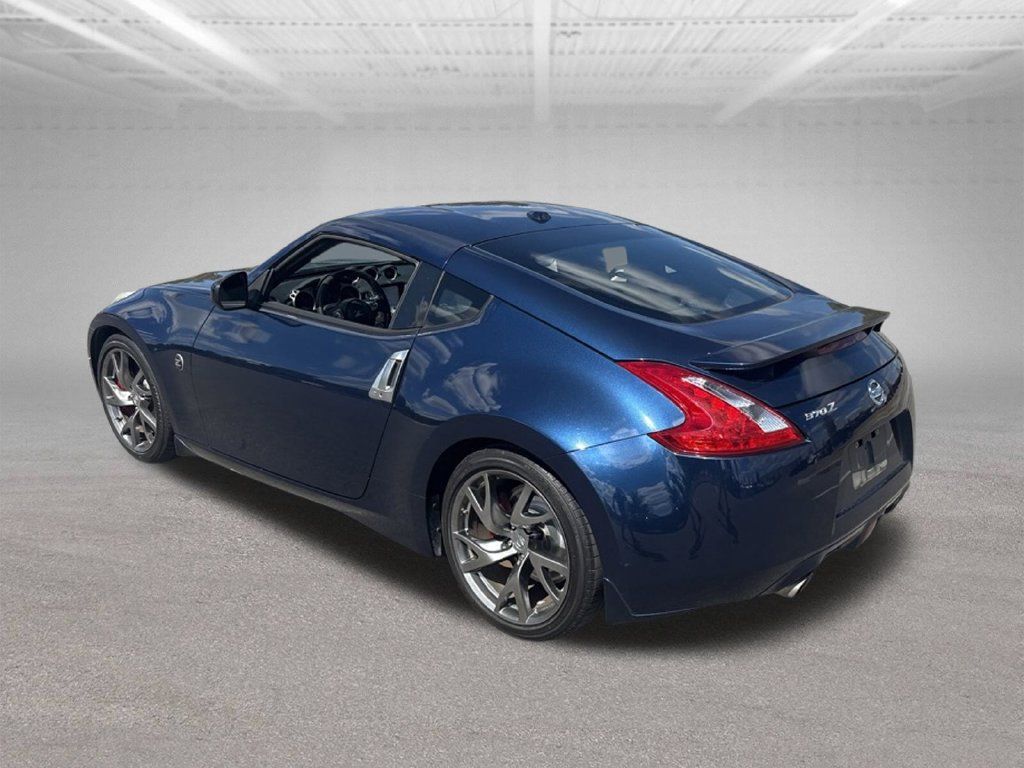 Used 2013 Nissan 370Z Touring w/ Sport Pkg RWD image 6
