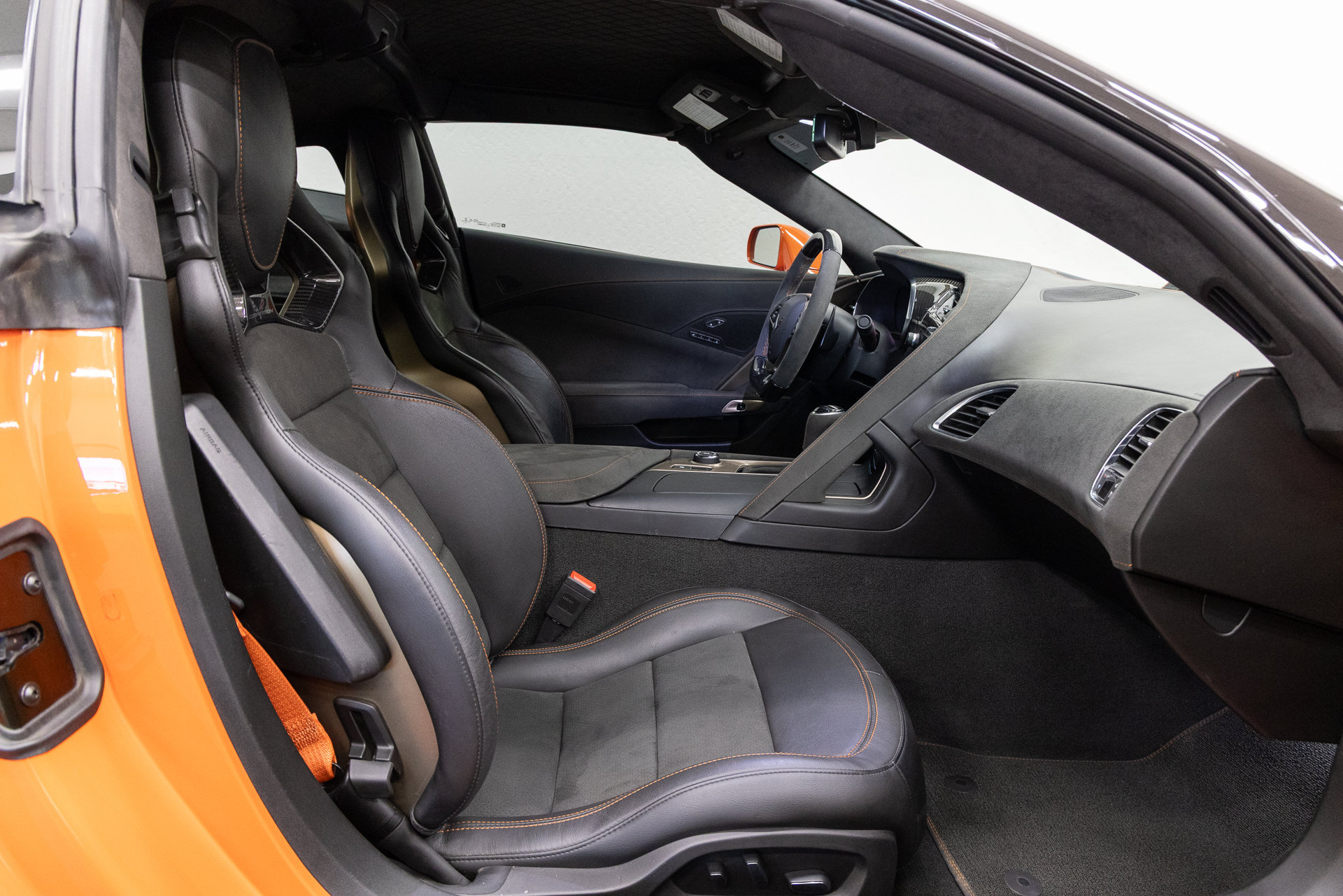 Used 2019 Chevrolet Corvette ZR1 RWD image 12