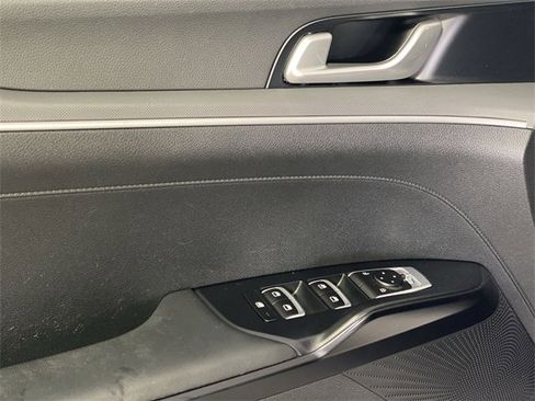 Used 2023 Kia K5 LXS image 27