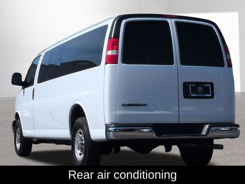 Used 2024 Chevrolet Express 3500 LT w/ LT Preferred Equipment Group RWD image 8