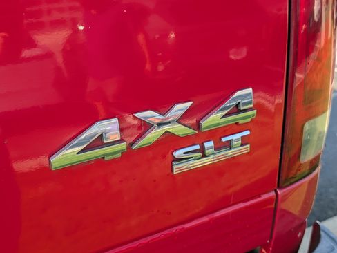 Used 2006 Dodge Ram 2500 Truck SLT AWD/4WD image 10