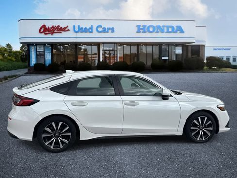 Used 2023 Honda Civic EX-L image 6