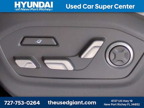 Used 2025 Hyundai Santa Fe Calligraphy FWD image 23