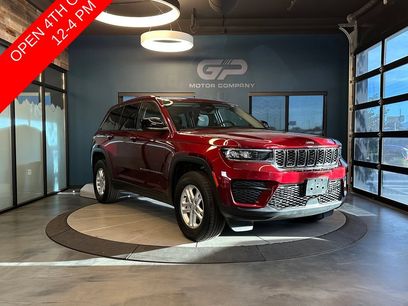 Used 2023 Jeep Grand Cherokee Laredo w/ Luxury Tech Group I