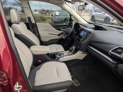Used 2020 Subaru Forester Premium image 31
