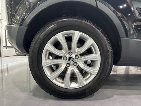 Used 2018 Land Rover Range Rover Evoque SE AWD/4WD image 7