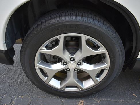 Used 2016 Subaru Forester 2.5i Touring w/ Eyesight & Navigation System image 43