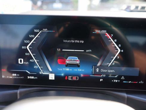 Used 2025 BMW M440i M440i Coupe RWD image 15