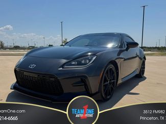 Used 2023 Toyota GR86 Premium RWD video 1