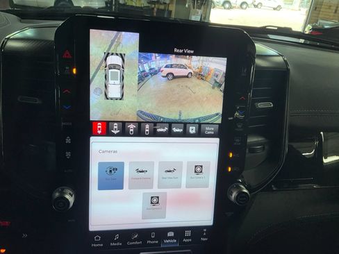 Used 2025 RAM 1500 RHO w/ RHO Level 1 Equipment Group AWD/4WD image 21