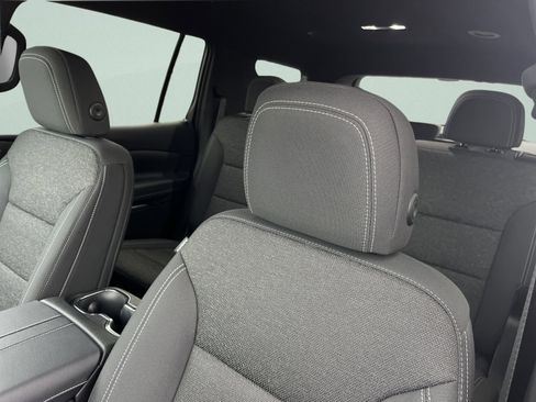 New 2026 Chevrolet Traverse LT w/ Driver Confidence Package image 15