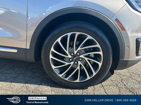 Used 2020 Lincoln Nautilus Reserve w/ Equipment Group 201A FWD image 11