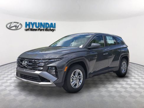 New 2026 Hyundai Tucson SE FWD image 1