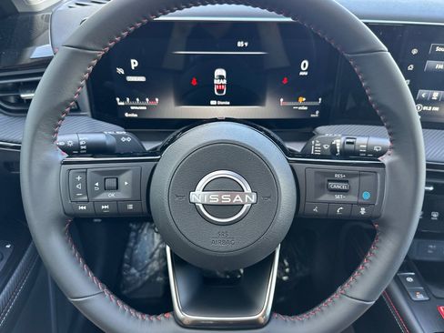 New 2025 Nissan Kicks SR image 20