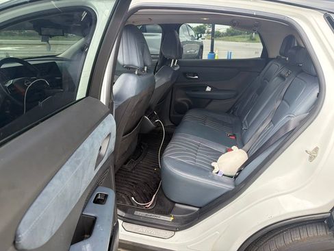 Used 2023 Nissan Ariya AWD/4WD image 7