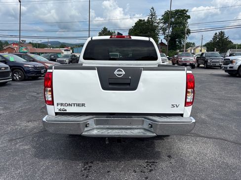 Used 2012 Nissan Frontier SV w/ SV Premium Utility Pkg RWD image 6