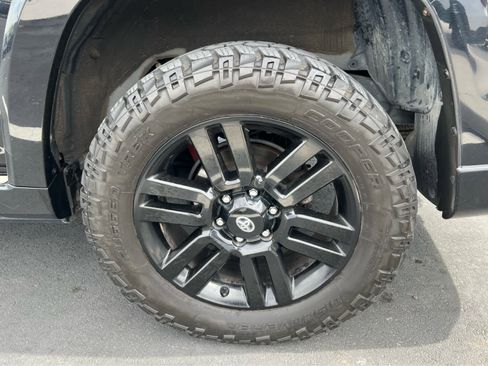 Used 2019 Toyota 4Runner Limited AWD/4WD image 14