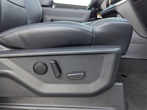 New 2025 Ford Expedition Platinum w/ Driver's Package image 43