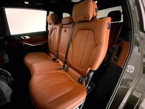Certified 2025 BMW X7 M60i AWD/4WD image 14