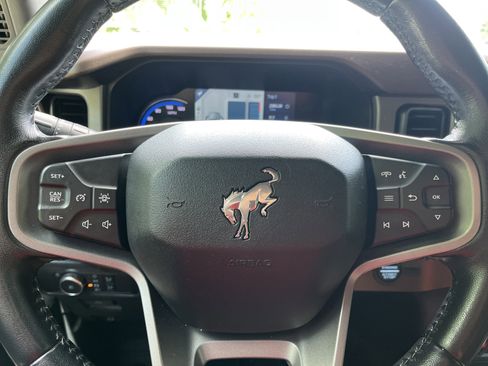 Used 2022 Ford Bronco Outer Banks AWD/4WD image 12