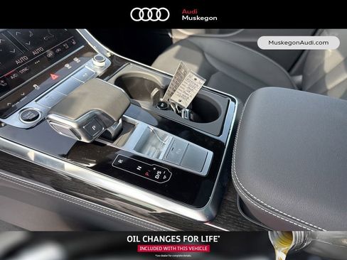 New 2025 Audi Q8 Premium Plus image 22