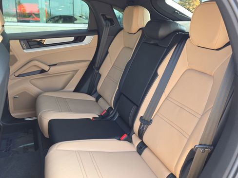 New 2026 Porsche Cayenne S image 23