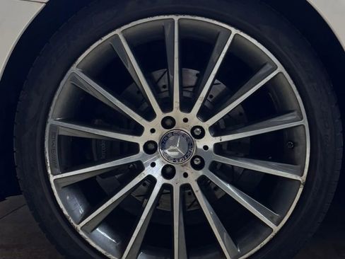 Used 2015 Mercedes-Benz S 550 Sedan image 30