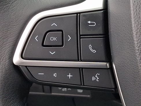 Certified 2025 Toyota Sienna XLE AWD/4WD image 23