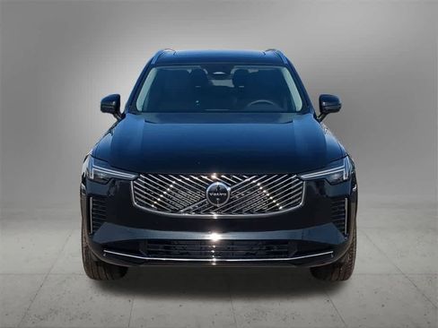 New 2026 Volvo XC90 B6 Plus w/ Protection Package Premier image 9