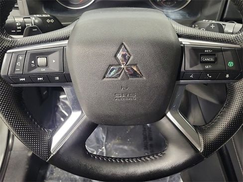 Used 2022 Mitsubishi Outlander SEL image 20