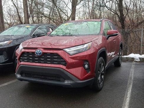 Certified 2023 Toyota RAV4 XLE Premium AWD/4WD image 5