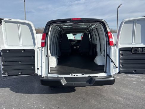New 2025 Chevrolet Express 2500 w/ Driver Convenience Package RWD image 28